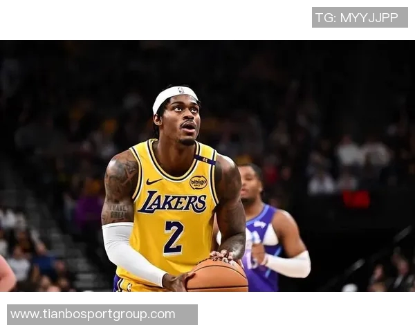 范德比尔特盛赞里夫斯迎接挑战两场比赛得分超90分令人惊叹